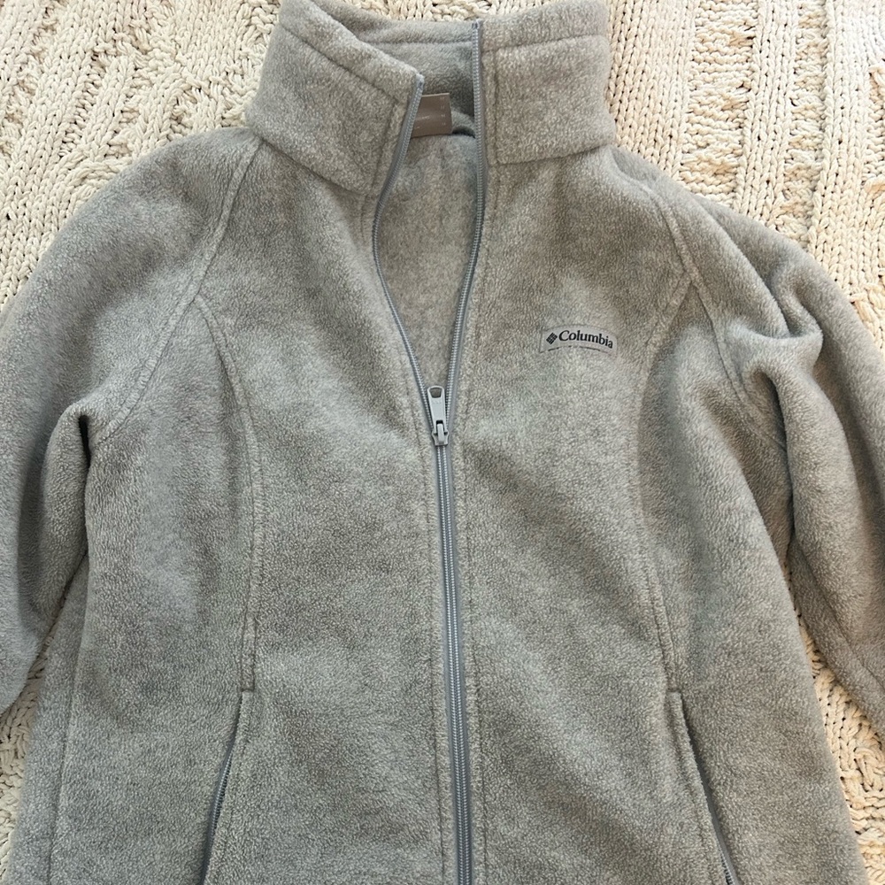 Women’s Columbia fleece